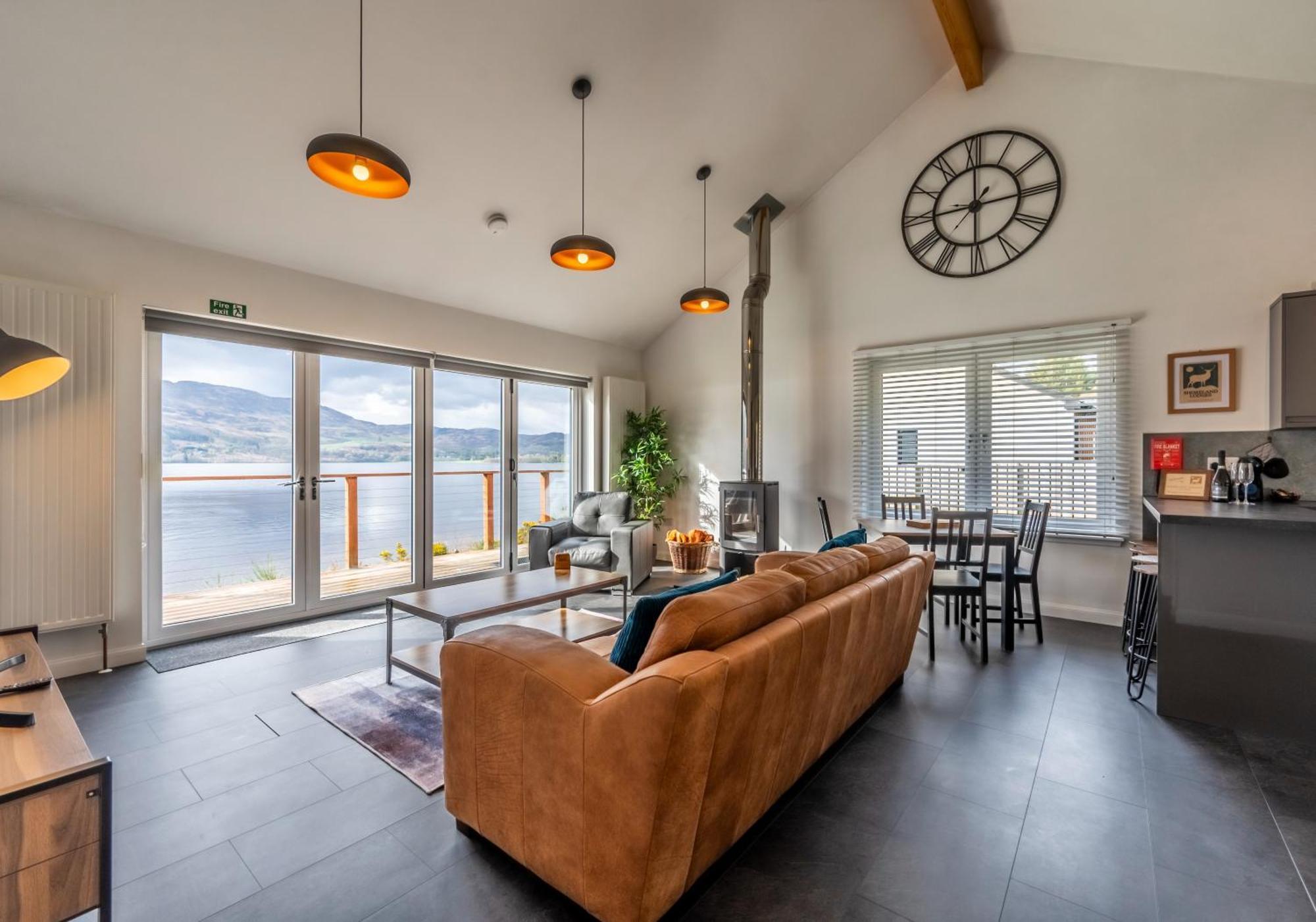 Shoreland Lodges - Cherry Lodge Fort Augustus Exterior foto